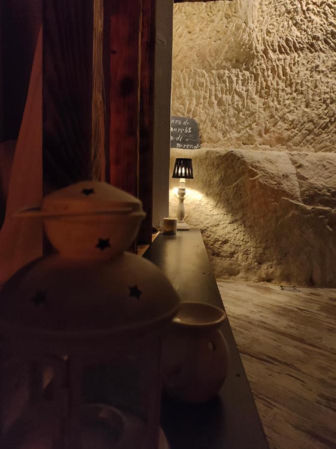 Les Troglos De Beaulieu Loches Bagian luar foto