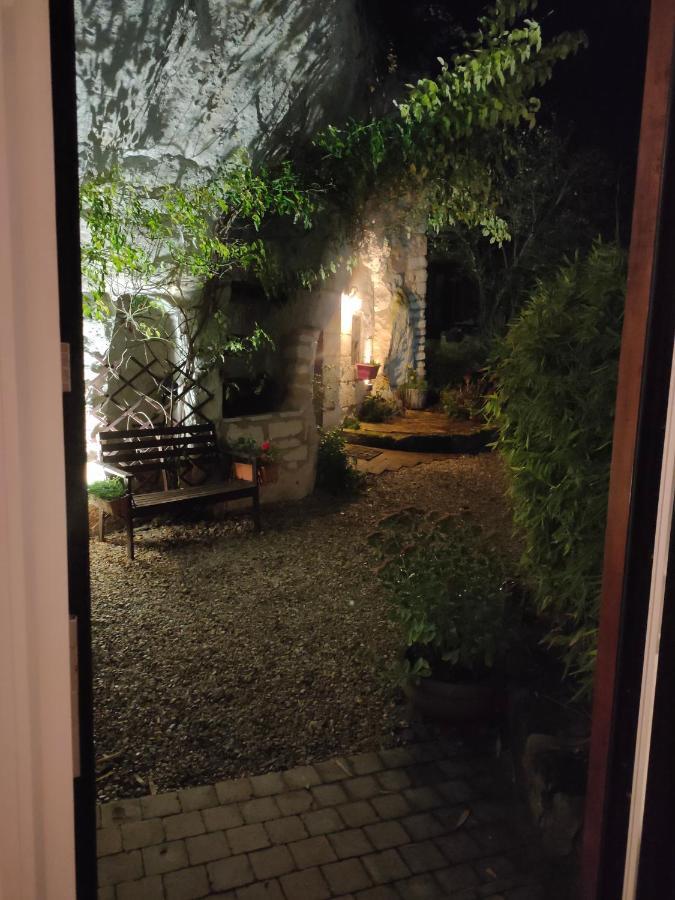 Les Troglos De Beaulieu Loches Bagian luar foto